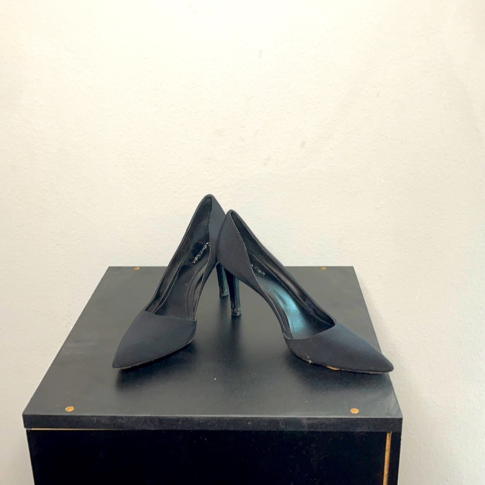 Black small heel